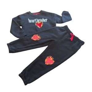 Boys 3T Valentine Jogger Set
